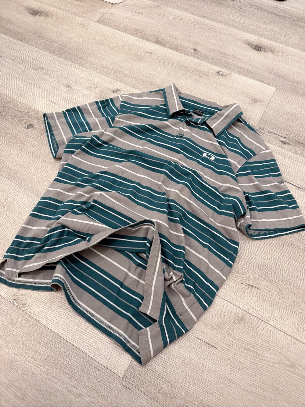 Y2K Oakley Men's Polo Shirt Large, Black/Green, Striped, Short Sleeve